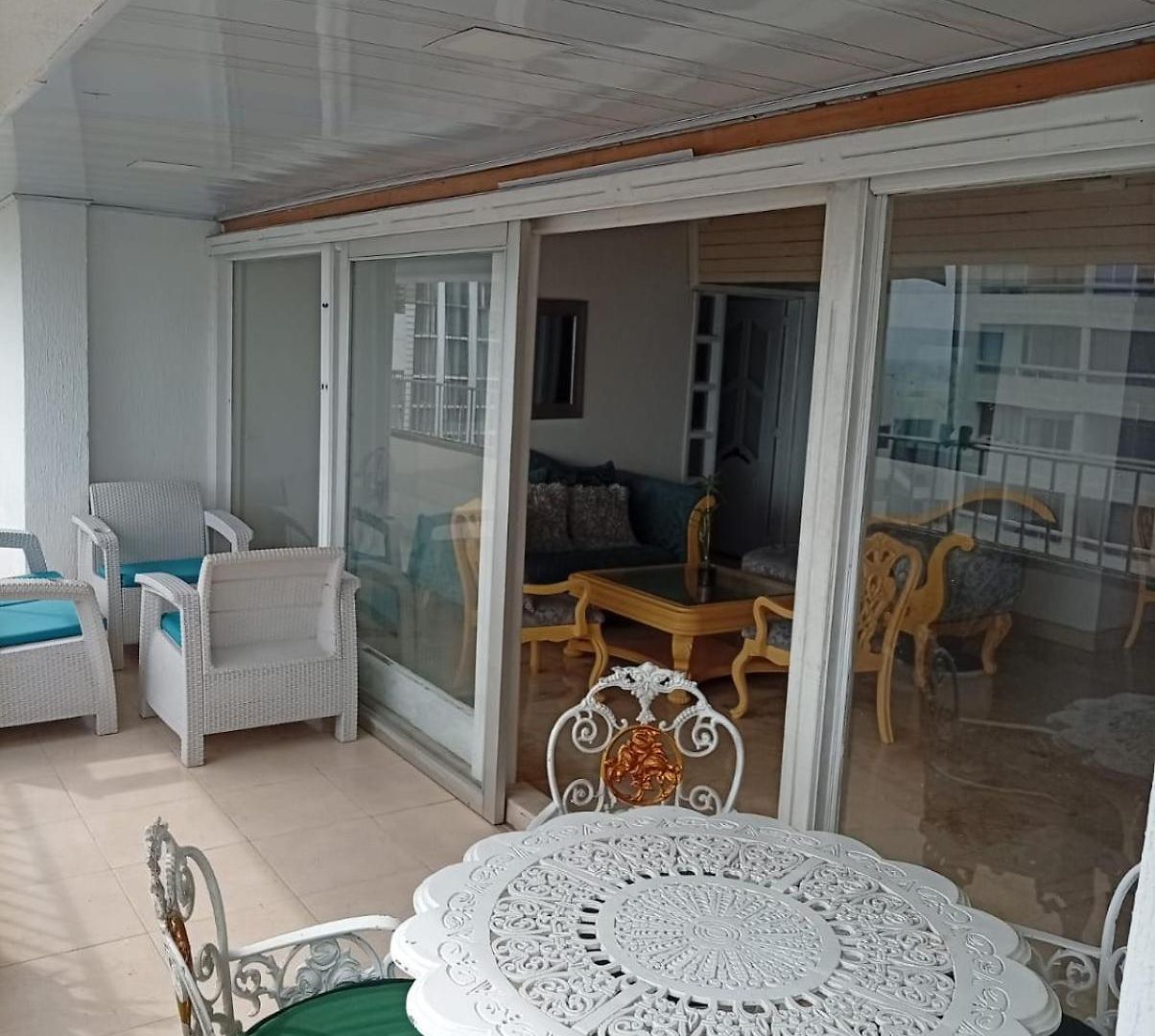 Apto Vacacional El Laguito - Edificio Gloria Cartagena