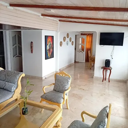 Apartamento Apto Vacacional El Laguito - Edificio Gloria