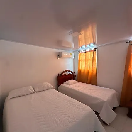 Apartamento Apto Vacacional El Laguito - Edificio Gloria